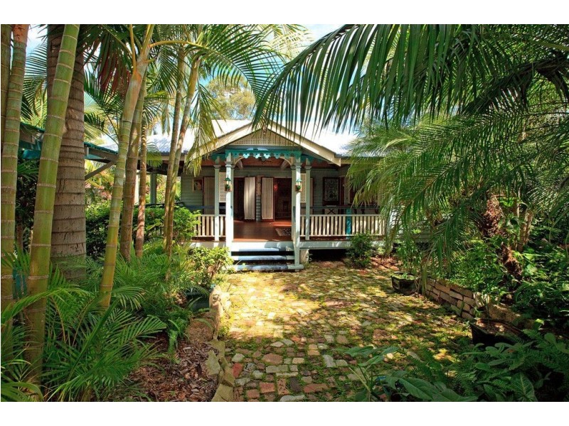 37 Amarina Avenue, Ashgrove QLD 4060