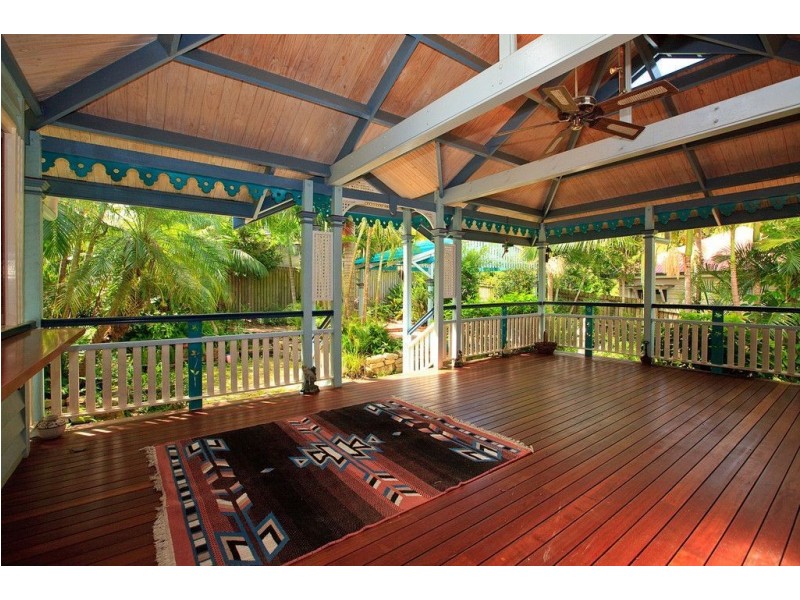 37 Amarina Avenue, Ashgrove QLD 4060