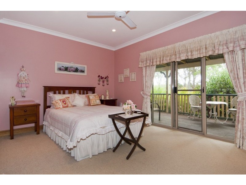 61 Cartwright Road, Buccan QLD 4207