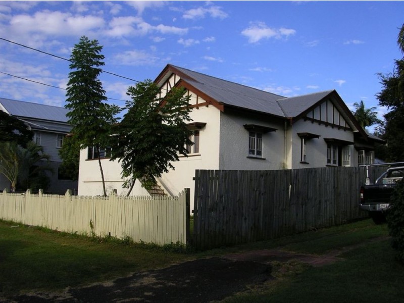 12 Thorn Street, Ipswich QLD 4305