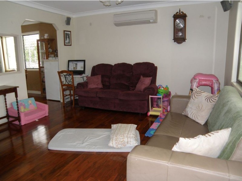 17 Catalina Street, Loganlea QLD 4131
