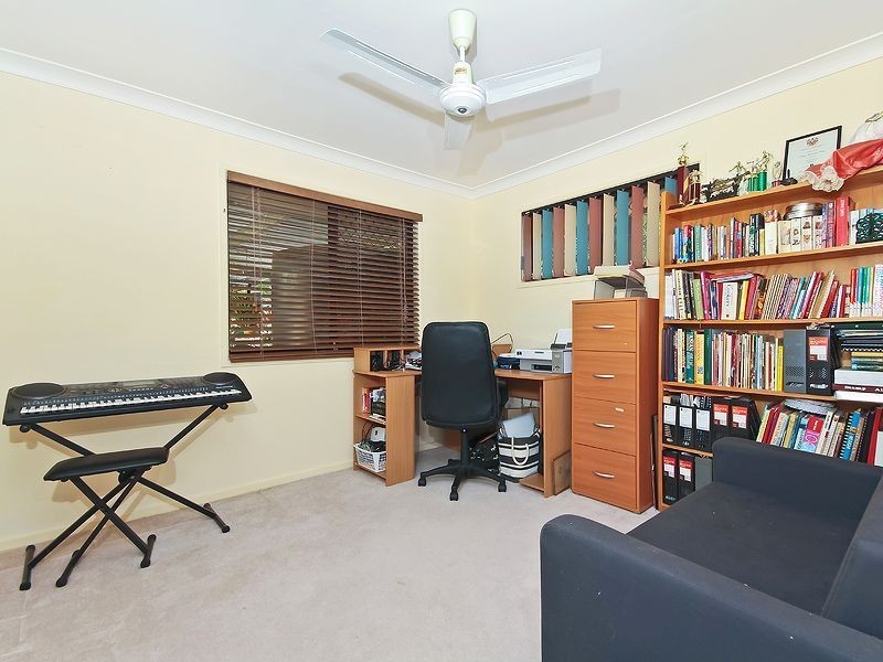 58 Smith Road, Park Ridge South QLD 4125