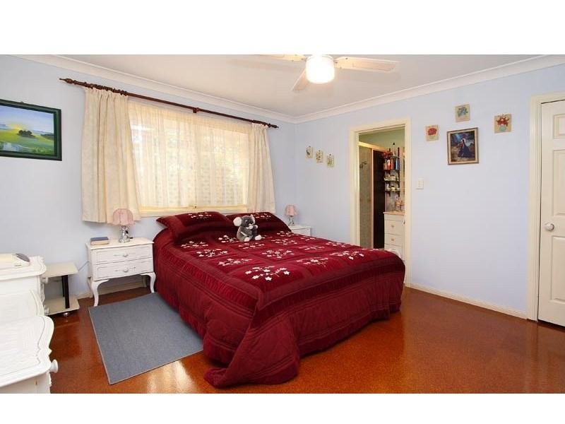 25 Noosa Court, Hillcrest QLD 4118