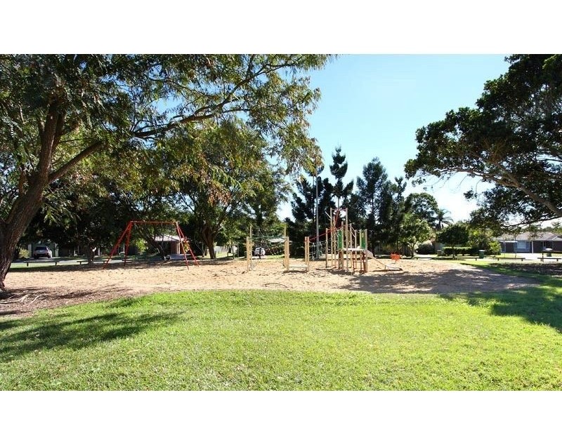 25 Noosa Court, Hillcrest QLD 4118
