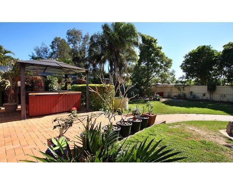 22 Estramina Road, Regents Park QLD 4118