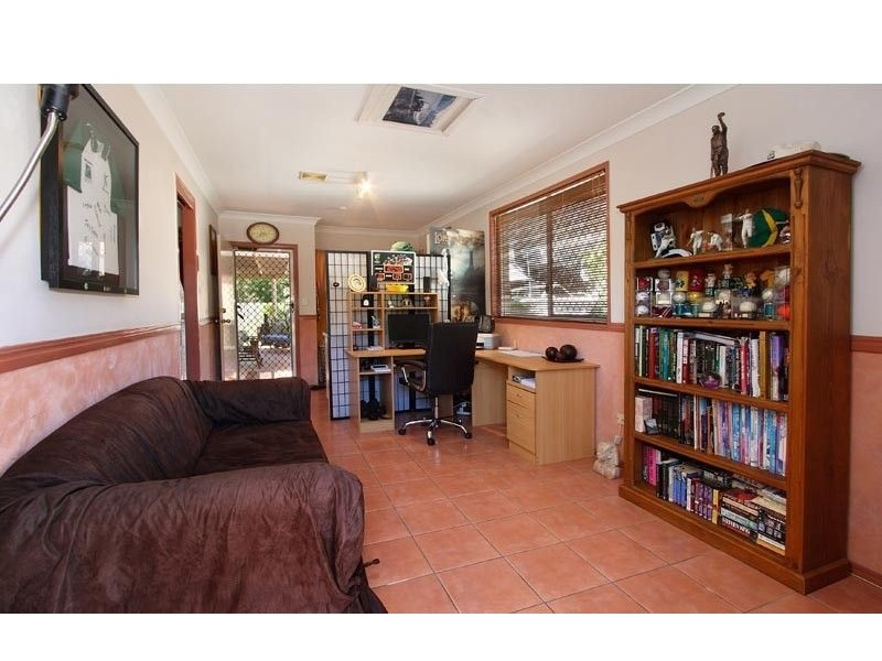 58 Haldham Crescent, Regents Park QLD 4118