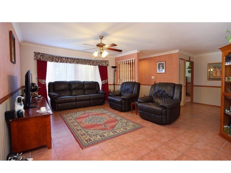 58 Haldham Crescent, Regents Park QLD 4118
