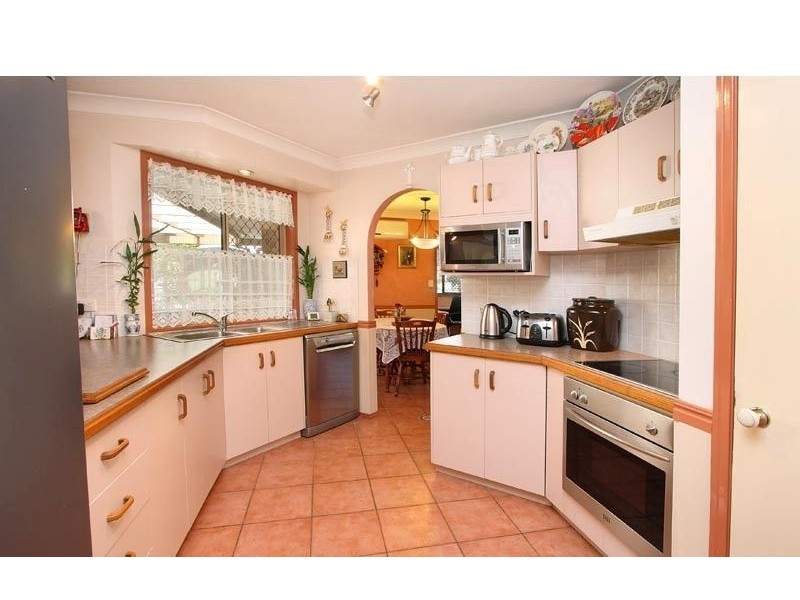 58 Haldham Crescent, Regents Park QLD 4118