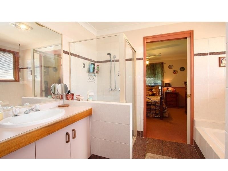 58 Haldham Crescent, Regents Park QLD 4118