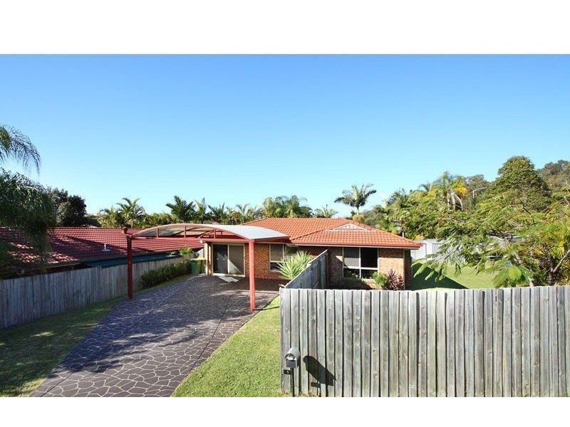 1 Solandra Circuit, Regents Park QLD 4118