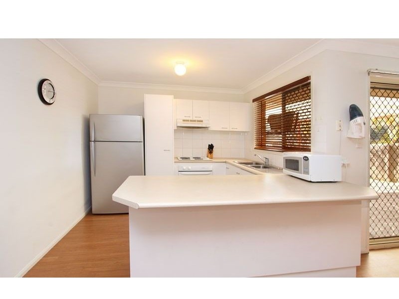 1 Solandra Circuit, Regents Park QLD 4118