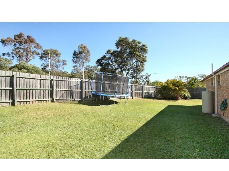 1 Solandra Circuit, Regents Park QLD 4118