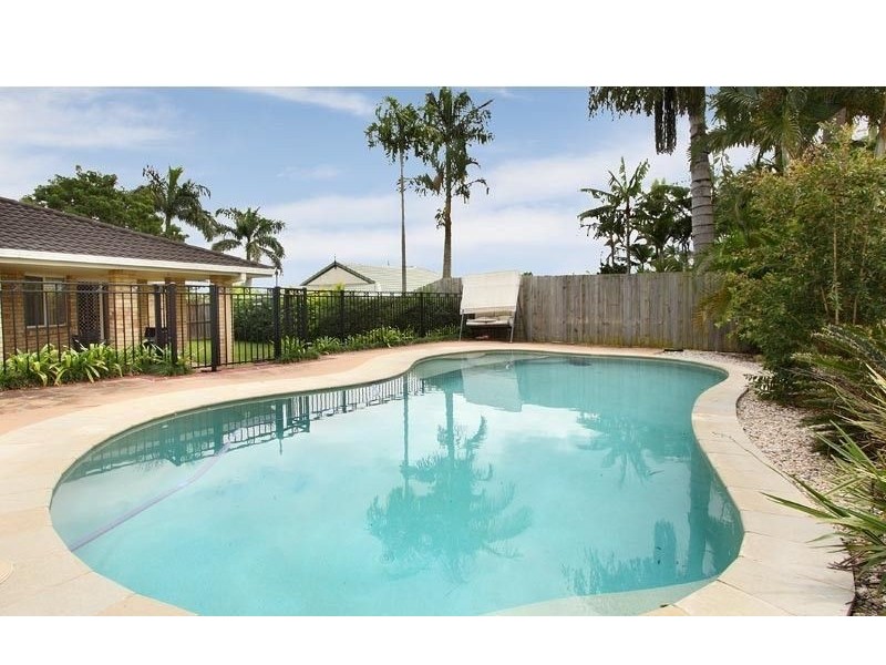 14 Learmonth Court, Hillcrest QLD 4118