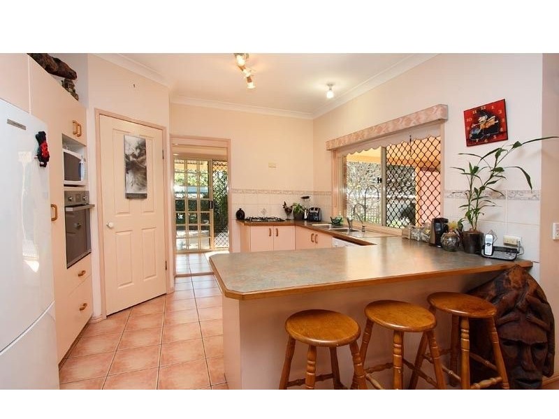 10 Settler Court, New Beith QLD 4124