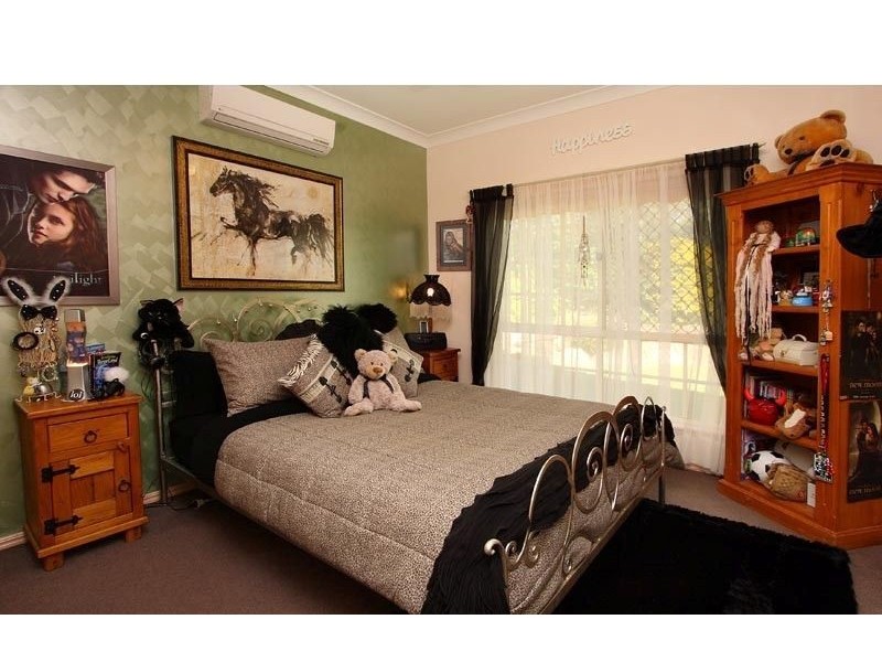 10 Settler Court, New Beith QLD 4124