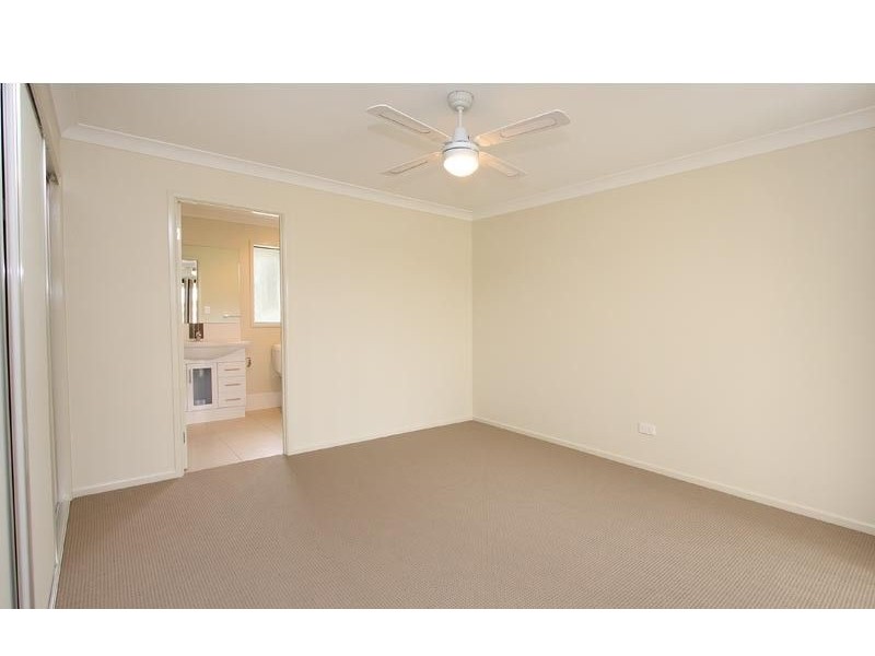 140 Middle Road, Boronia Heights QLD 4124