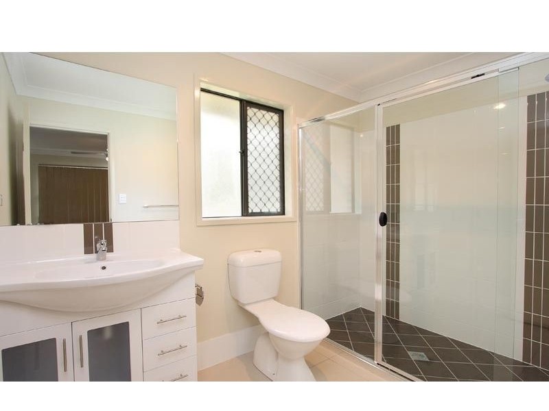 140 Middle Road, Boronia Heights QLD 4124