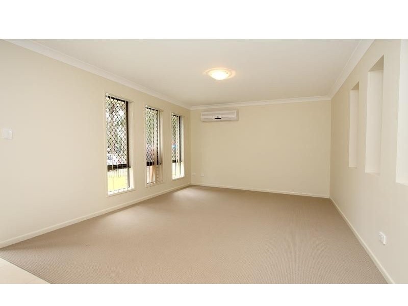 140 Middle Road, Boronia Heights QLD 4124