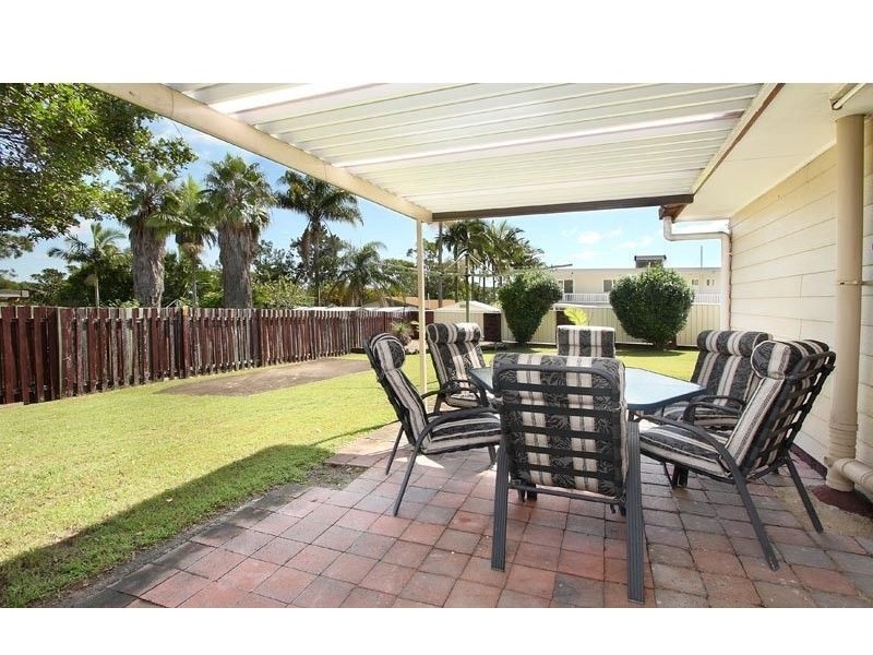 24 Grecian Street, Regents Park QLD 4118