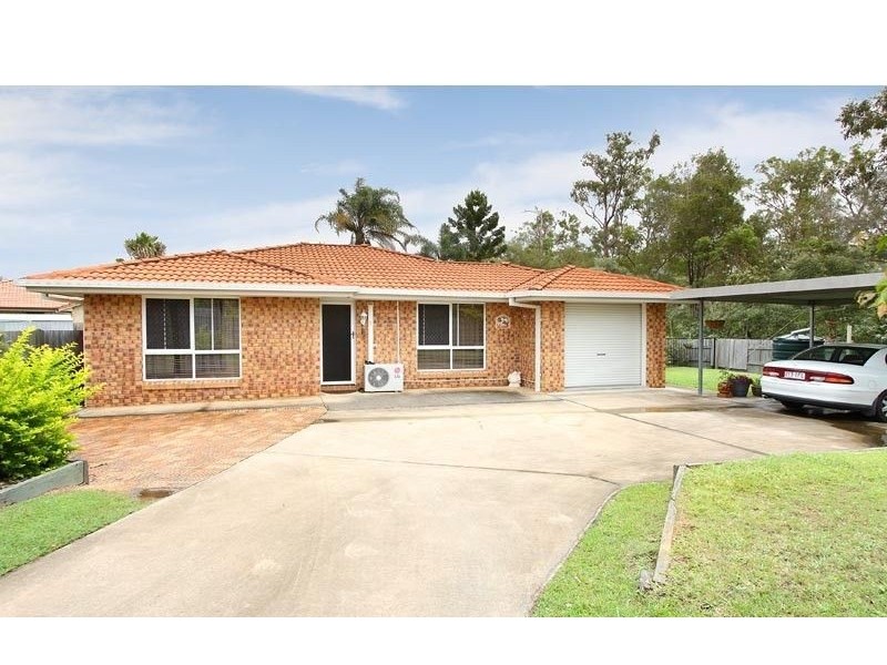 33 Benjamina Circuit, Regents Park QLD 4118