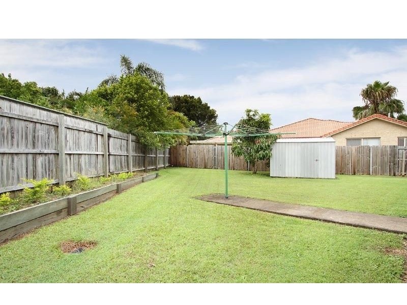 33 Benjamina Circuit, Regents Park QLD 4118