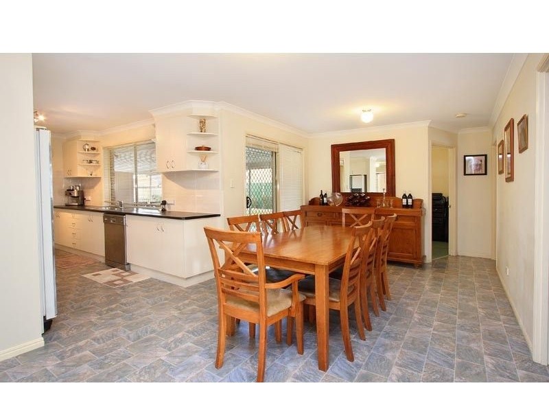 14 Nicole Place, Crestmead QLD 4132
