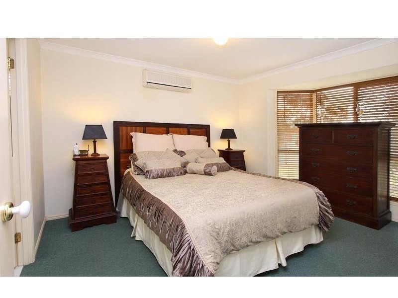 14 Nicole Place, Crestmead QLD 4132