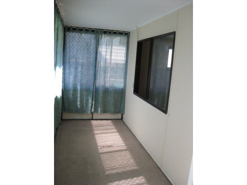 533 Browns Plains Rd, Crestmead QLD 4132