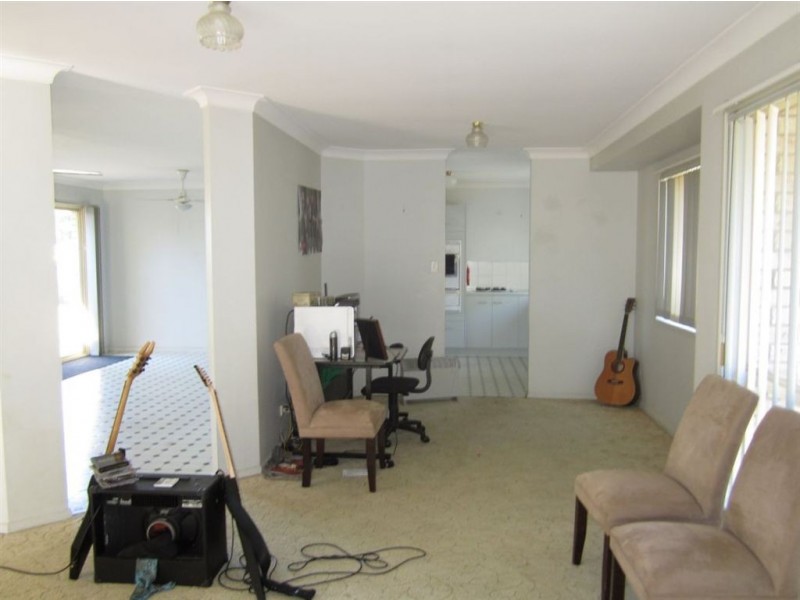 9 Cunningham Drive, Boronia Heights QLD 4124