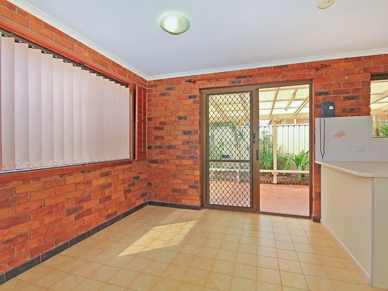 19 Seaton Street, Hillcrest QLD 4118