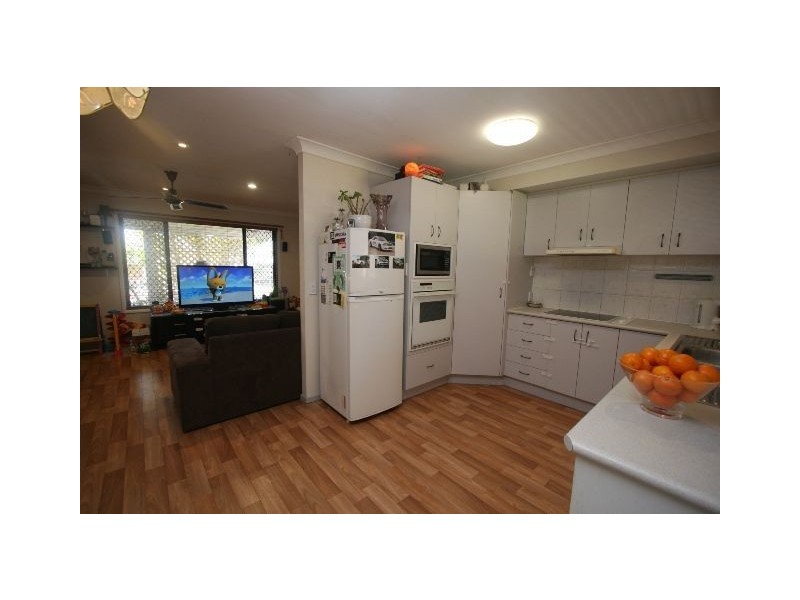 16 Bursaria Street, Crestmead QLD 4132