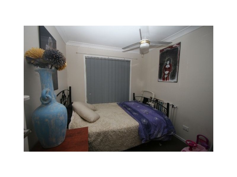 16 Bursaria Street, Crestmead QLD 4132
