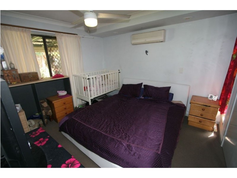 16 Bursaria Street, Crestmead QLD 4132
