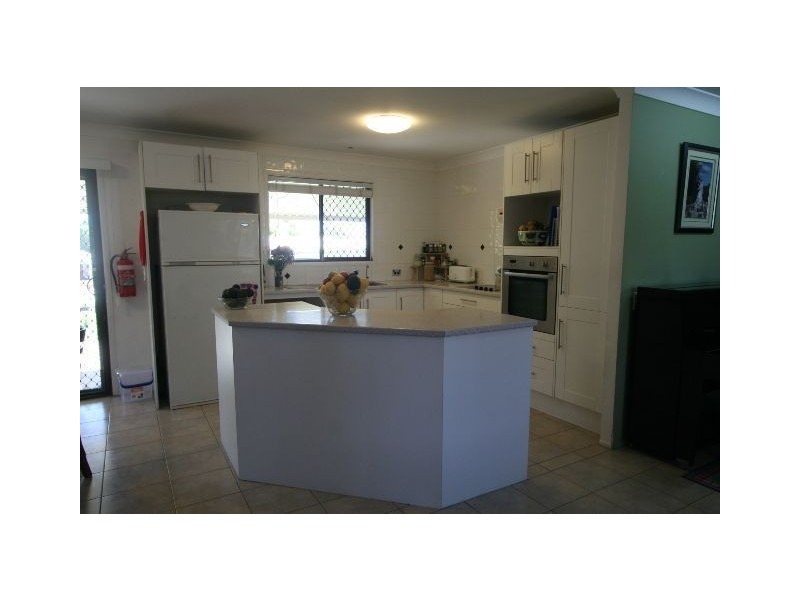 11 Bursaria Street, Crestmead QLD 4132