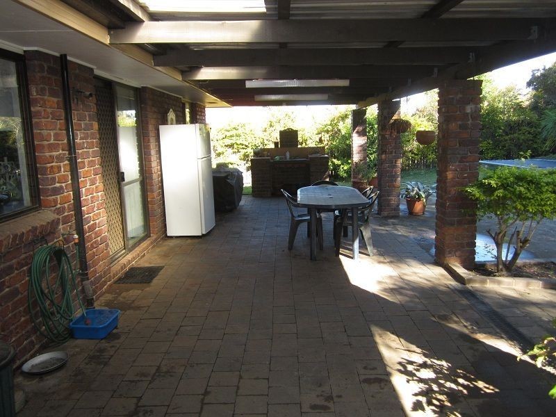 58 Owens Crescent, Regents Park QLD 4118