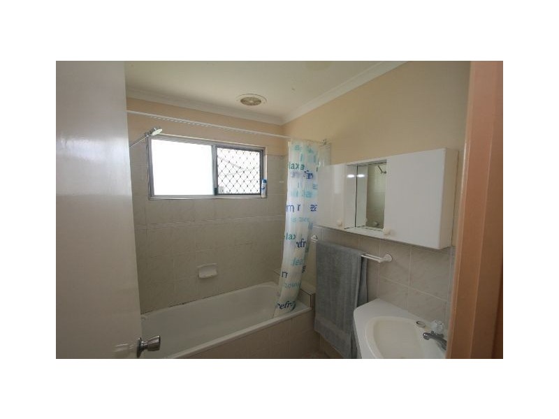 8 Crinum Street, Crestmead QLD 4132