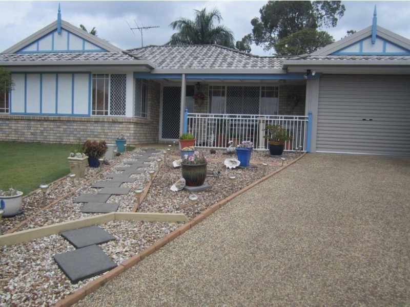 17 Ibrox Court, Regents Park QLD 4118