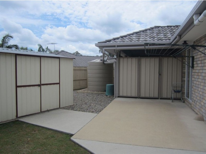 17 Ibrox Court, Regents Park QLD 4118