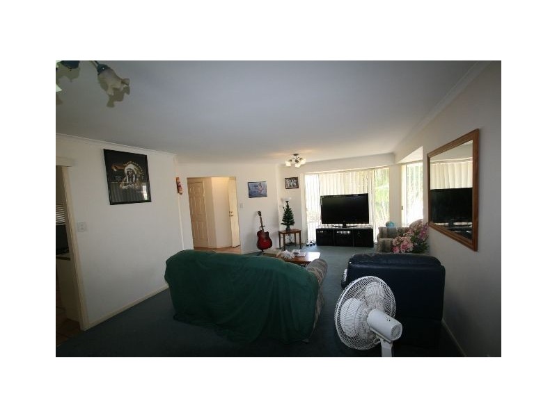 82 Solandra Circuit, Regents Park QLD 4118