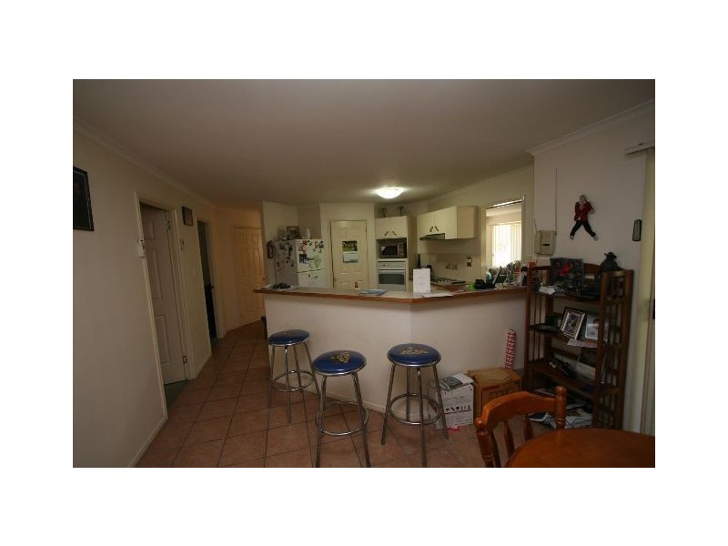 82 Solandra Circuit, Regents Park QLD 4118