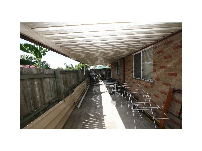 82 Solandra Circuit, Regents Park QLD 4118