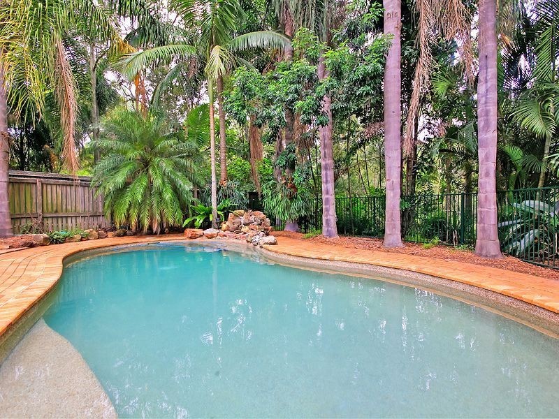 18-20 Broadsword Court, Forestdale QLD 4118