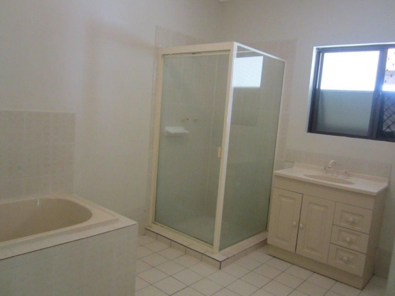 35 Wynne Road, Greenbank QLD 4124