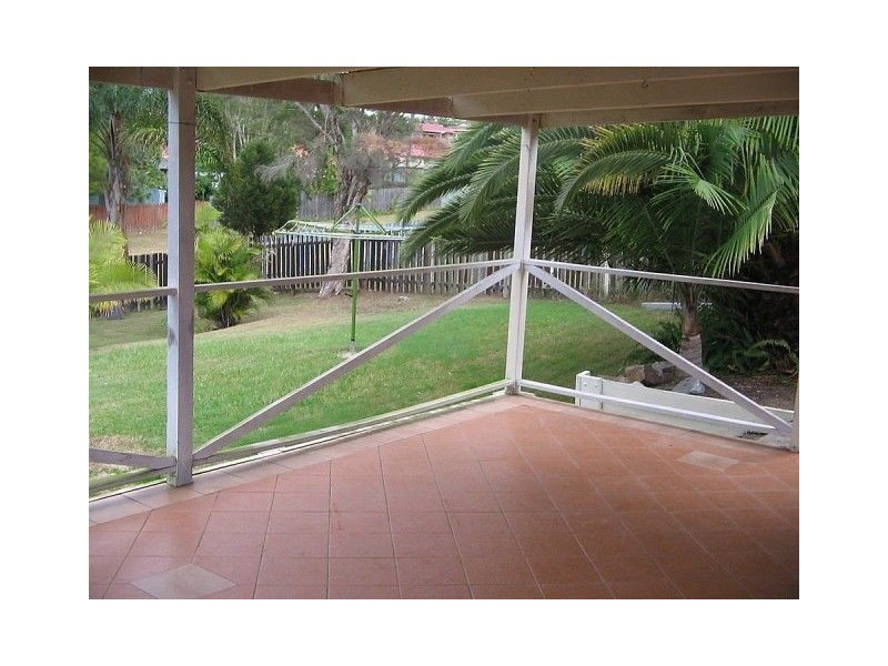 37 Dracon Street, Regents Park QLD 4118