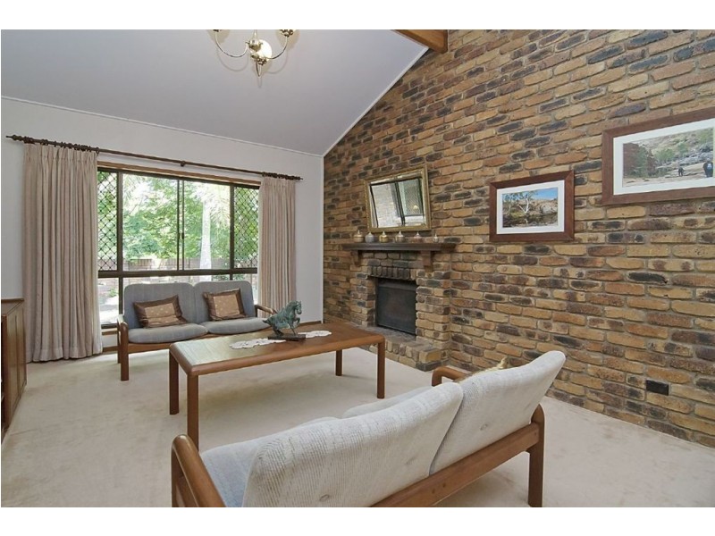 15 Allanadale Court, Forestdale QLD 4118