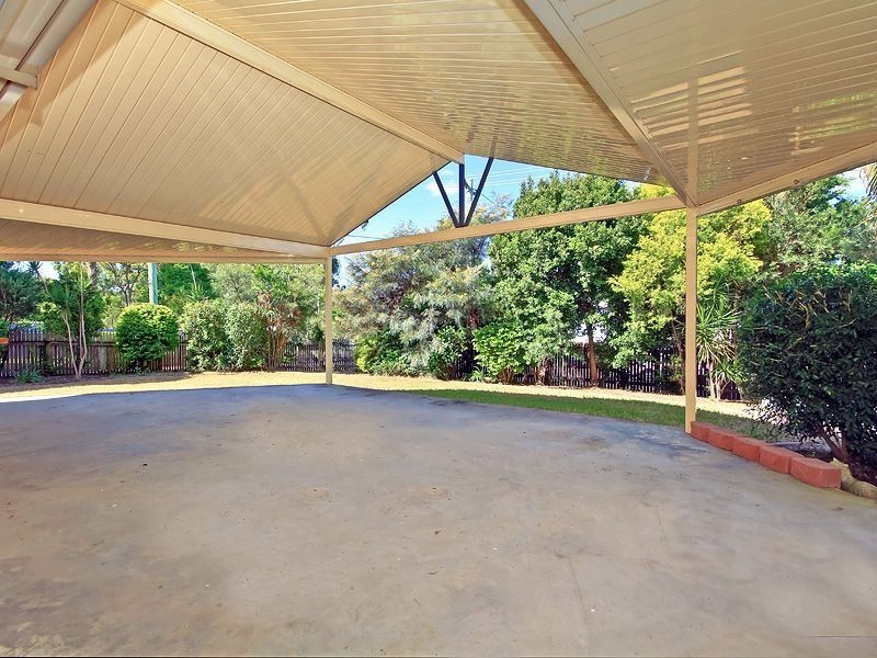 24 Penfold Street, Hillcrest QLD 4118