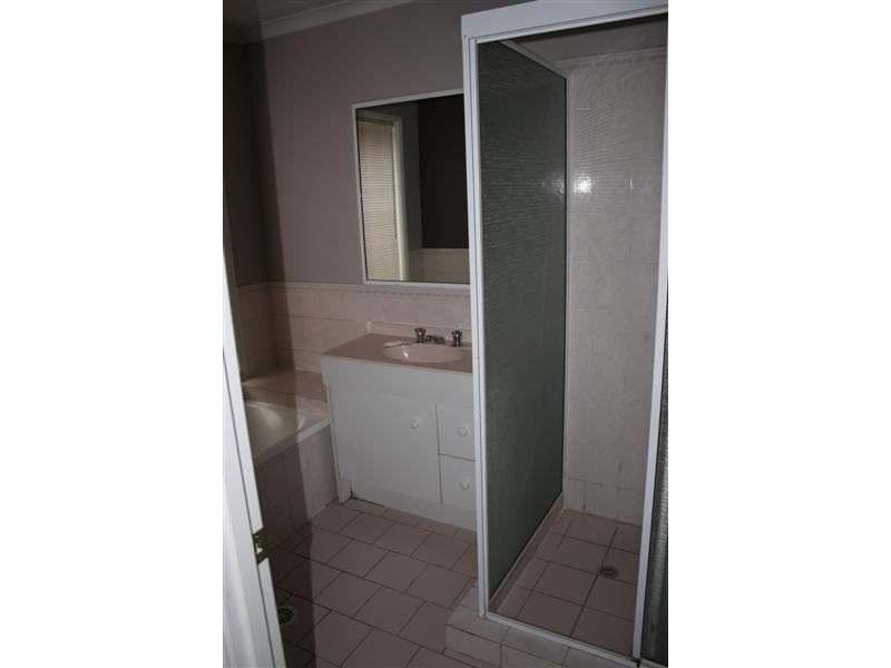 69 Mackellar Drive, Boronia Heights QLD 4124