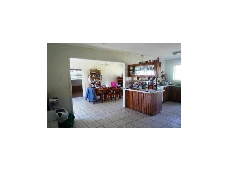 88 Railway Parade, Woodridge QLD 4114