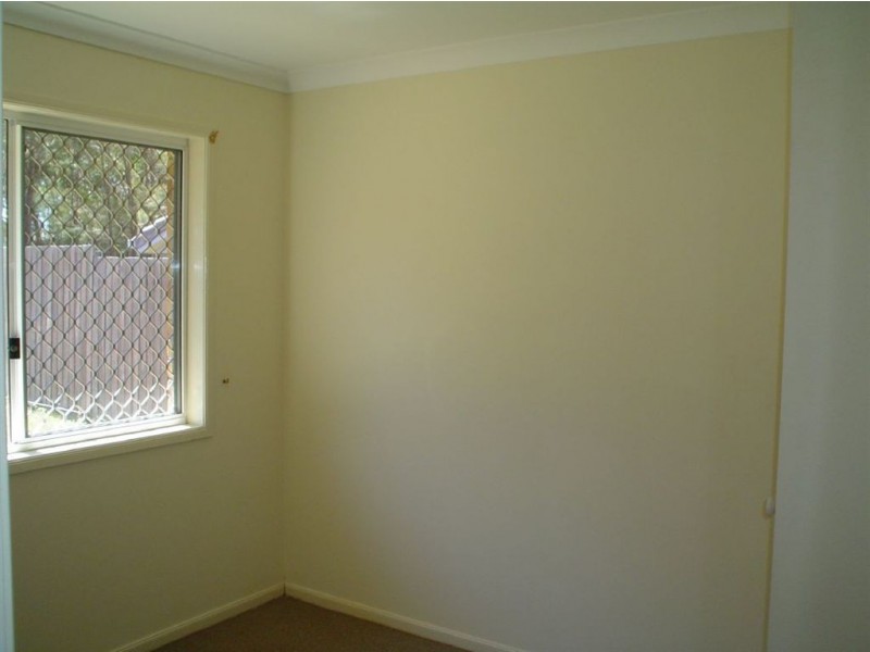 25 Calder Court, Crestmead QLD 4132