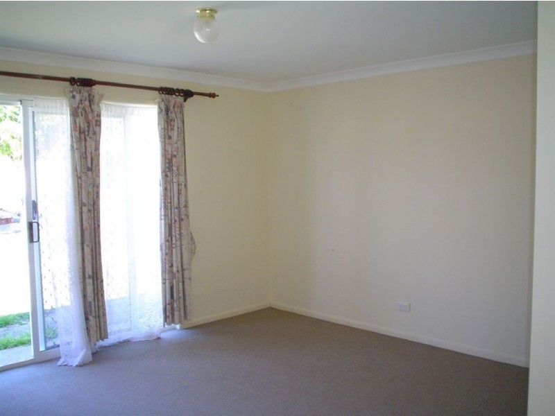 25 Calder Court, Crestmead QLD 4132